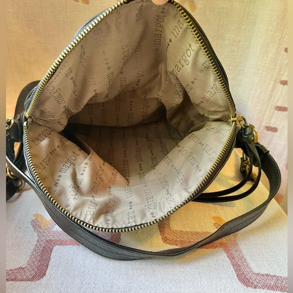 Margot Black Leather Shoulder Bag - Picture 8 of 15